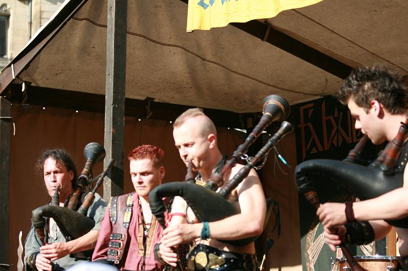 2596.JPG