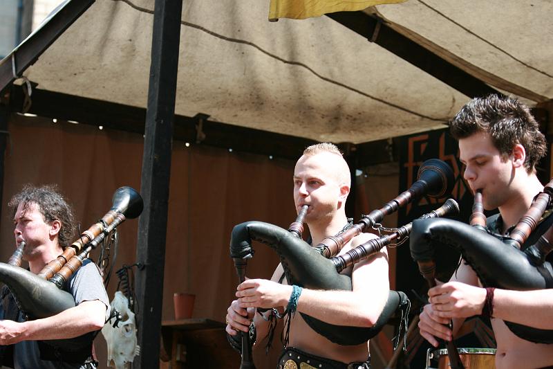 319.JPG